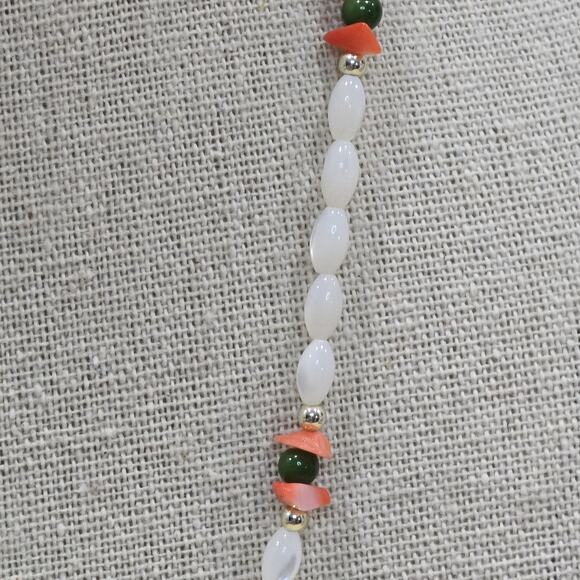Jade Beads Coral Chips Mother of Pearl Rice Beads 18" Beaded Necklace - Picture 5 of 15